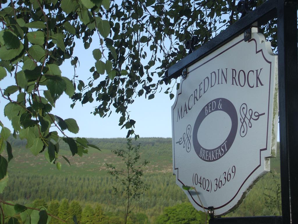 Macreddin Rock Bed & Breakfast Охрим Экстерьер фото